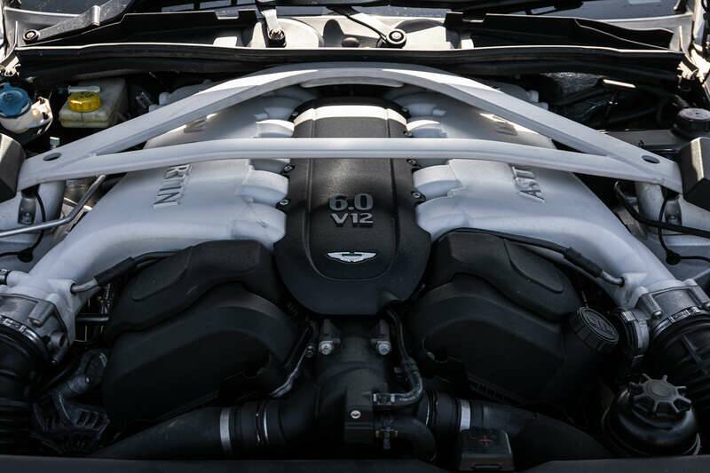 Image 3/50 of Aston Martin Vanquish Volante (2014)