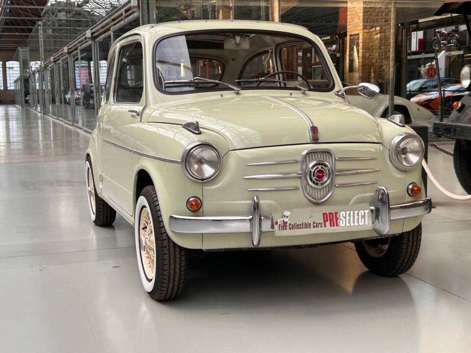 Image 7/36 of NSU-Fiat Jagst 600 (1959)