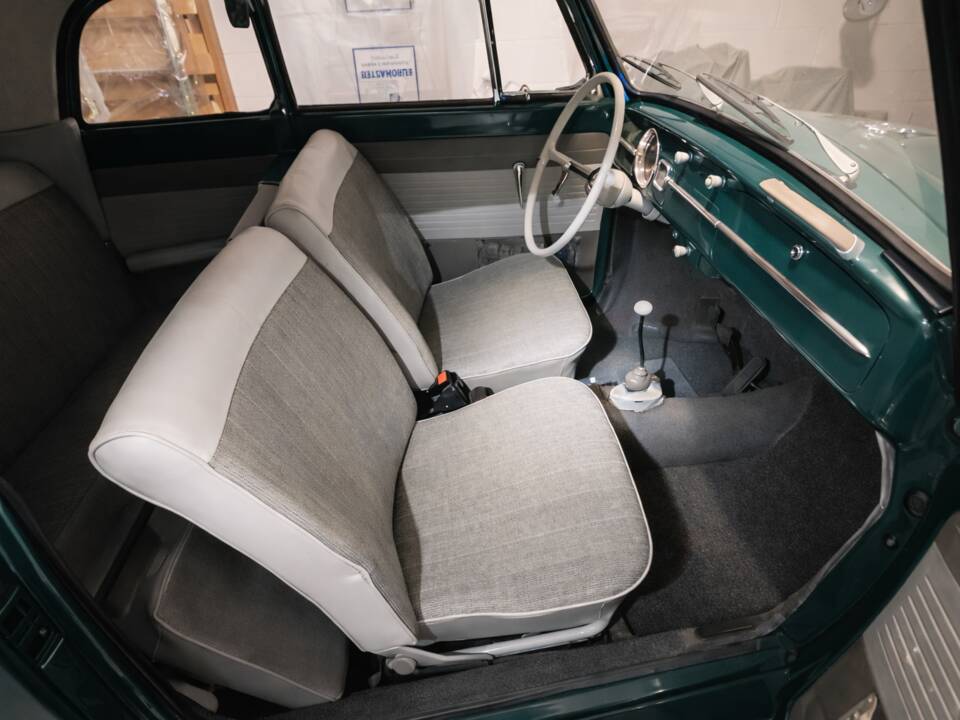 Image 76/81 of Volkswagen Beetle 1200 (1965)