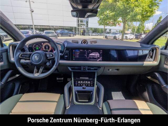 Immagine 22/50 di Porsche Cayenne Turbo E-Hybrid (1900)