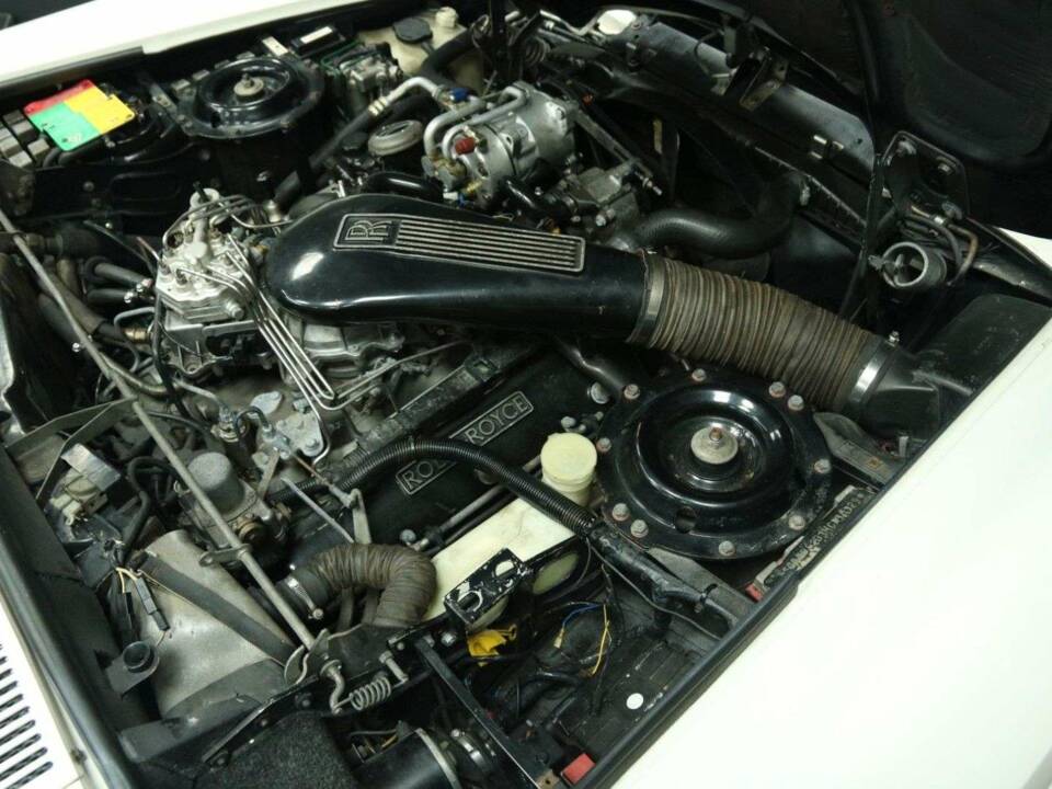 Image 40/50 of Rolls-Royce Corniche III (1991)