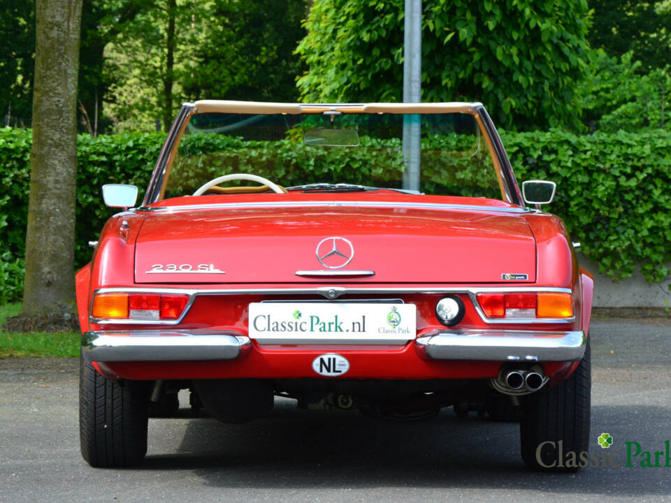 Immagine 16/50 di Mercedes-Benz 230 SL (1964)