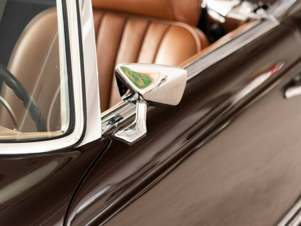Image 11/30 of Mercedes-Benz 280 SL (1970)