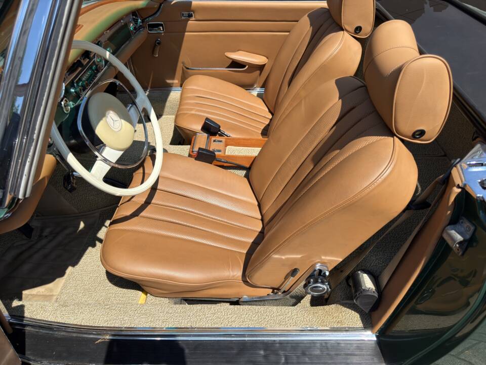 Imagen 9/31 de Mercedes-Benz 280 SL (1970)