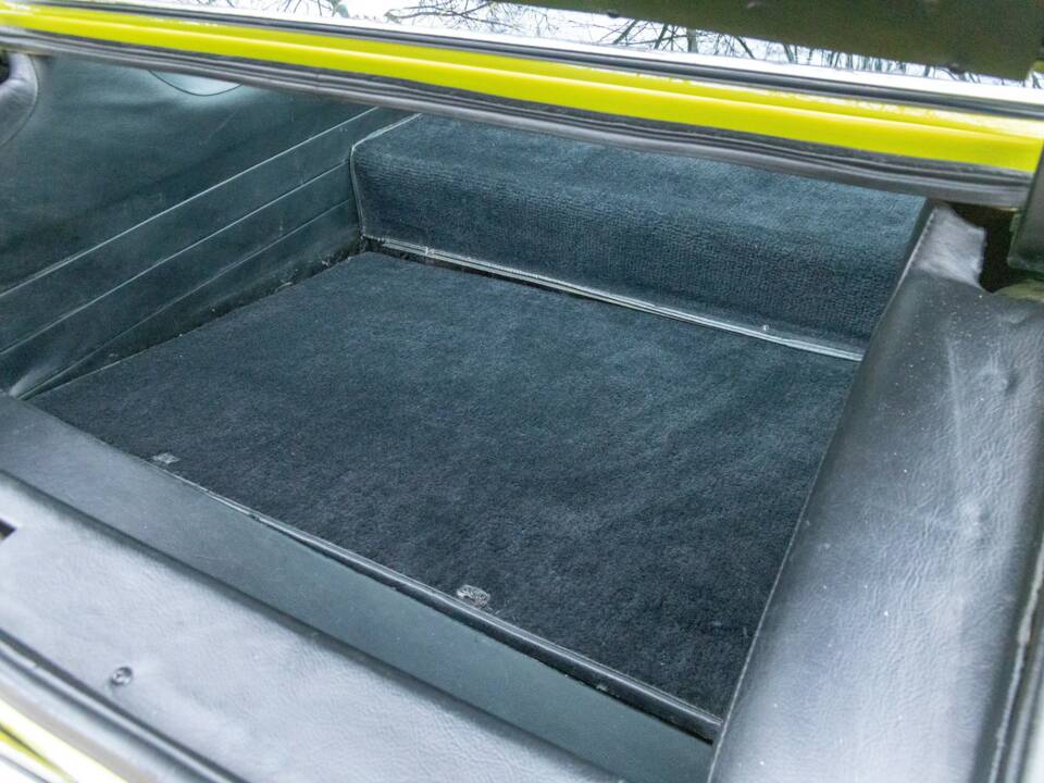 Image 35/50 of Maserati Ghibli (1970)