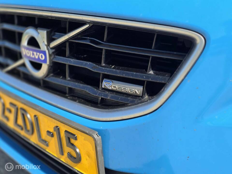 Imagen 6/42 de Volvo V40 D4 R-Design (2014)