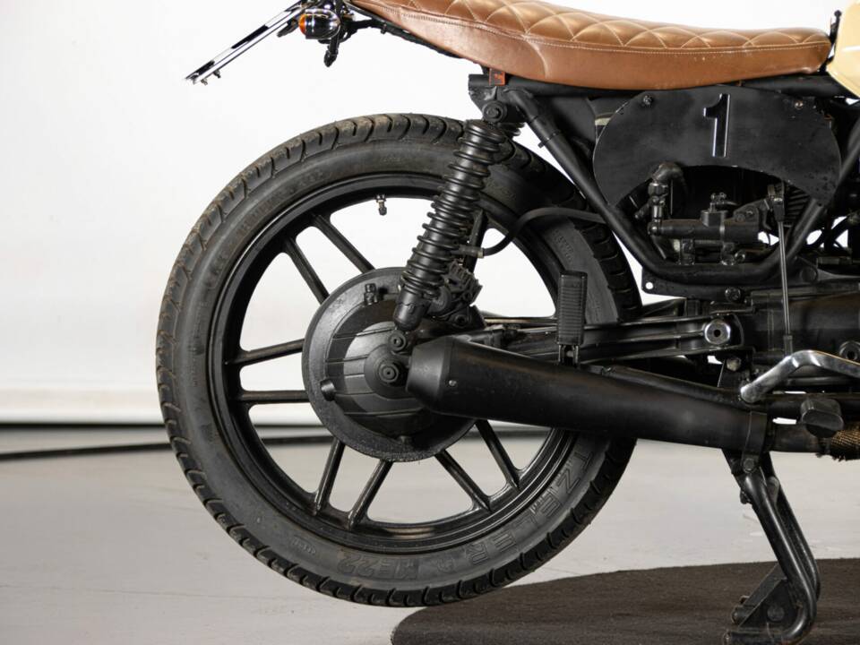 Image 30/50 of Moto Guzzi V 35 Imola II (1983)