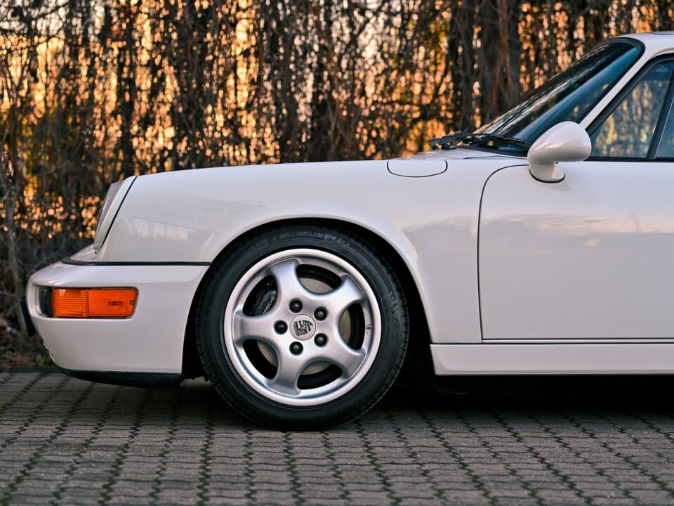 Image 9/52 of Porsche 911 Carrera RS &quot;America&quot; (1992)