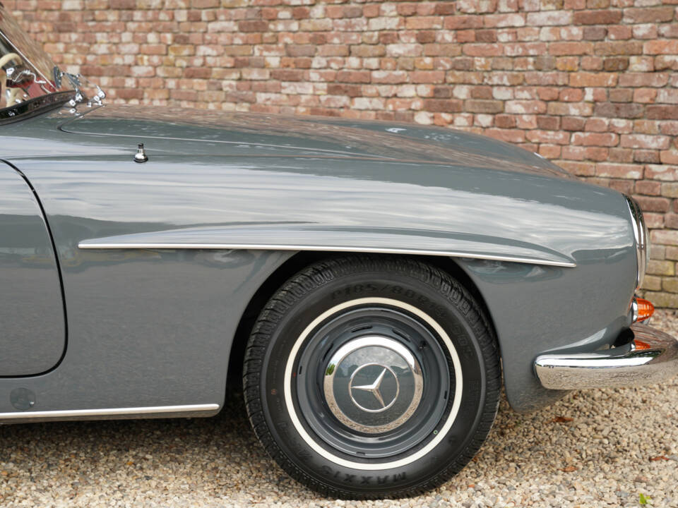 Image 39/50 of Mercedes-Benz 190 SL (1957)