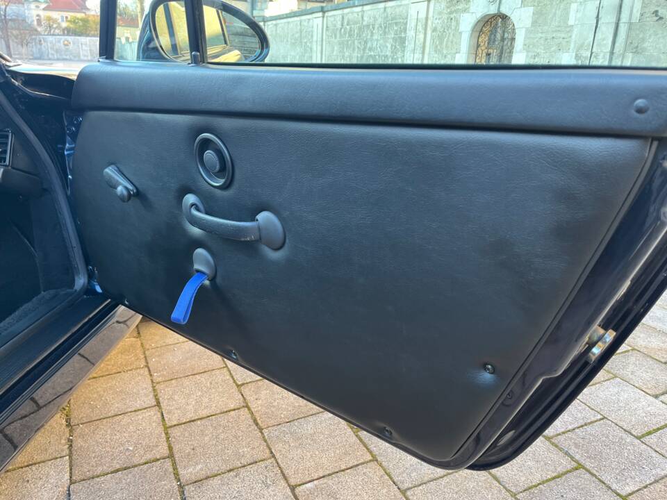 Bild 30/91 von Porsche 911 Carrera RS (1992)