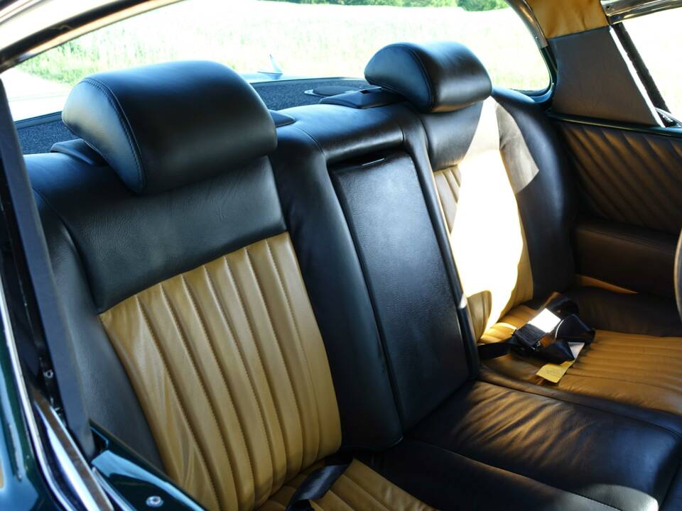 Image 32/42 of Chevrolet Bel Air Coupe (1958)