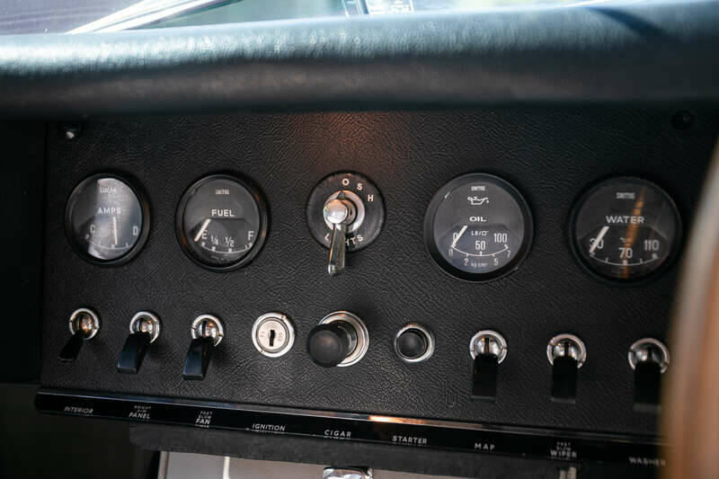 Immagine 17/45 di Jaguar E-Type 4.2 (1966)