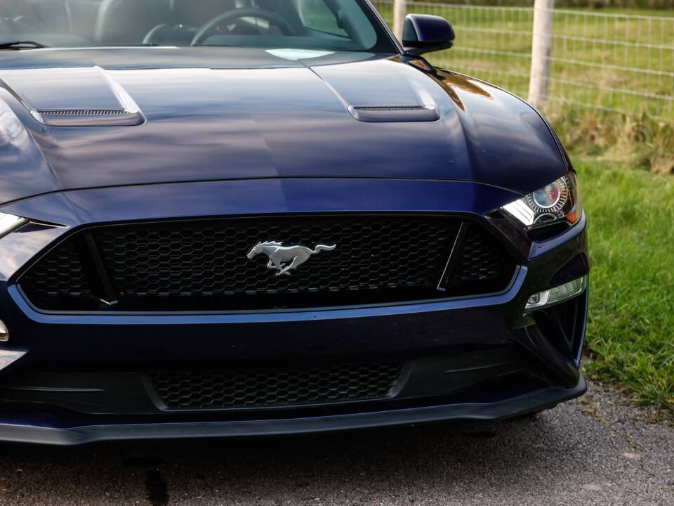 Image 22/38 of Ford Mustang 5.0 (2015)