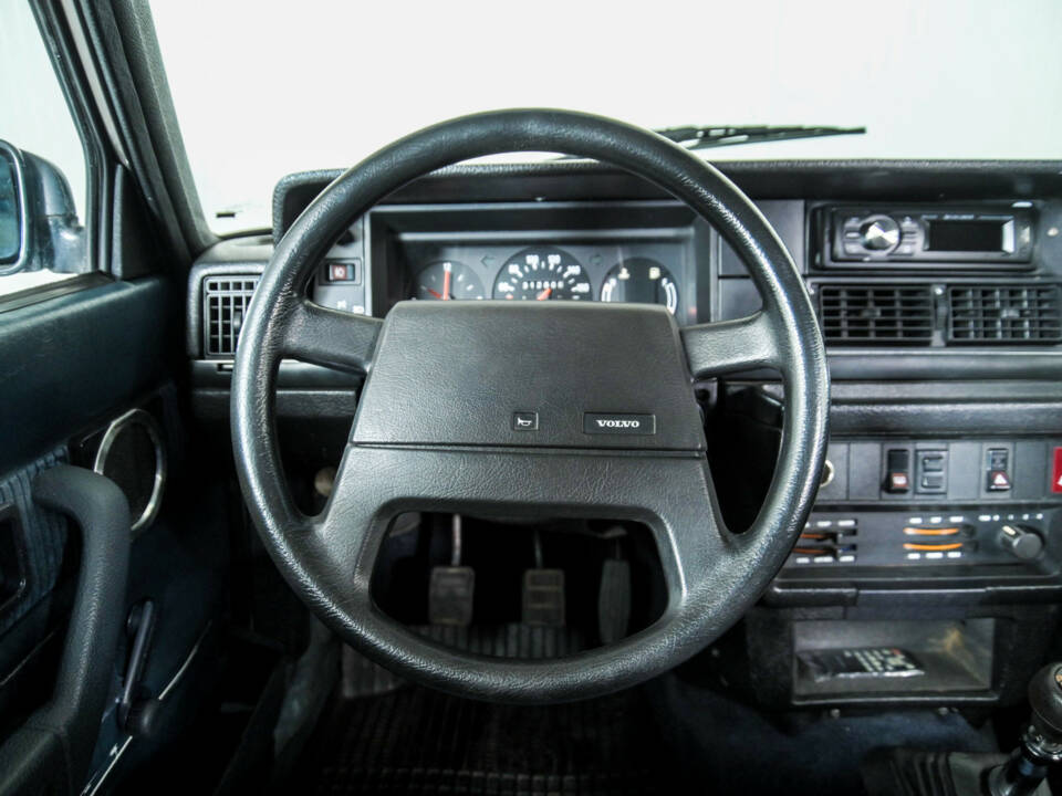 Image 8/50 of Volvo 245 GLE (1982)