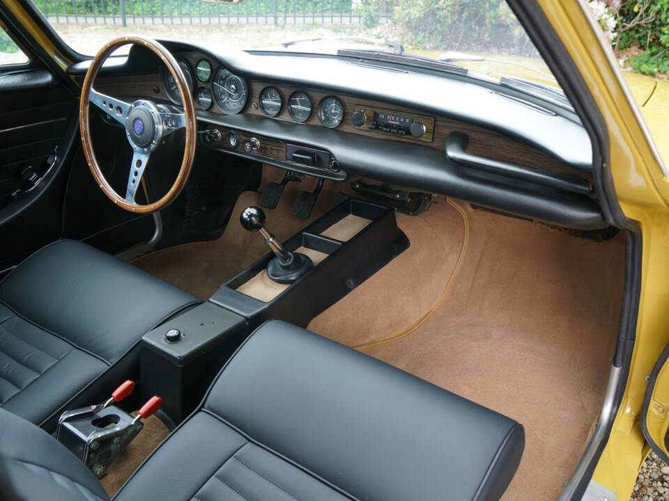 Image 39/50 de Volvo 1800 E (1971)
