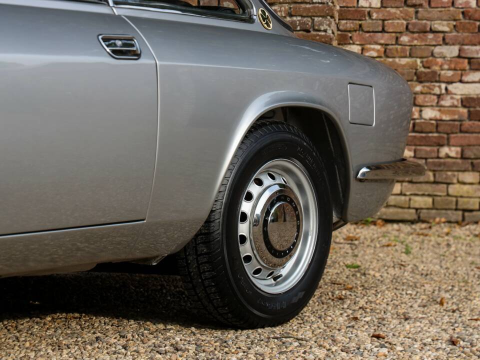 Afbeelding 20/50 van Alfa Romeo 1750 GT Veloce (1969)