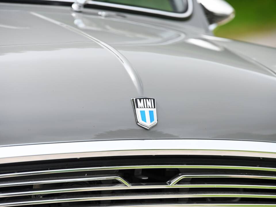 Image 8/24 of Austin Mini 1000 (1970)