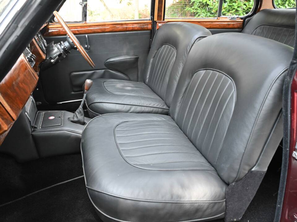 Bild 27/48 von Jaguar Mk II 3.4 (1963)