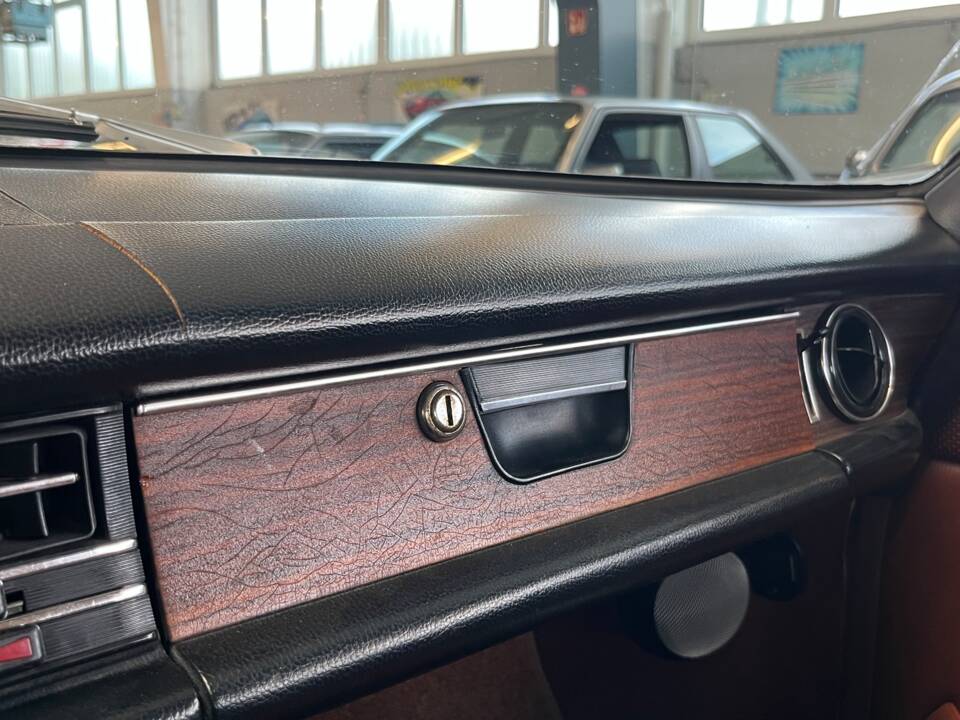Bild 5/43 von Mercedes-Benz 280 CE (1973)