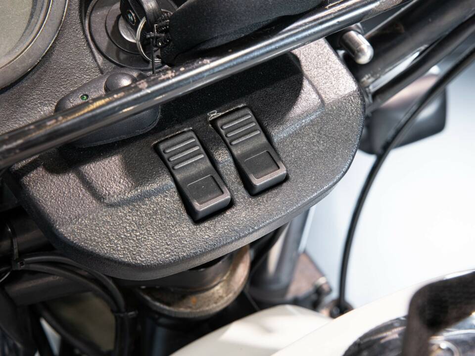 Image 13/50 de BMW R 100 G/S (1993)