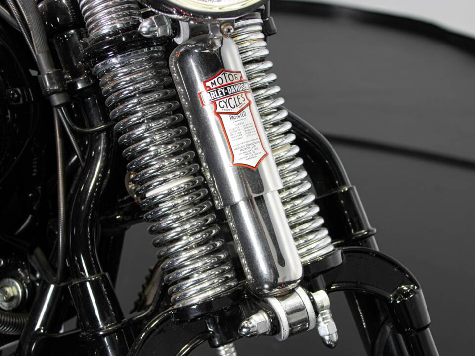 Bild 48/50 von Harley-Davidson Bad Boy Softail (1996)