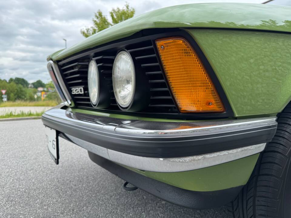 Bild 25/57 von BMW 320 (1978)