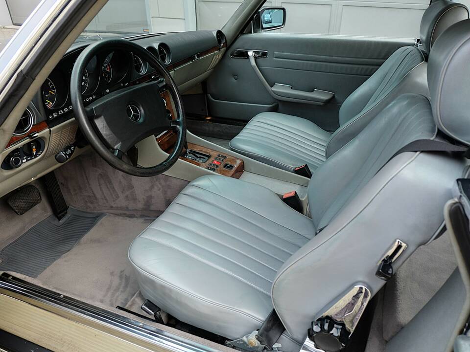 Immagine 16/43 di Mercedes-Benz 300 SL (1987)