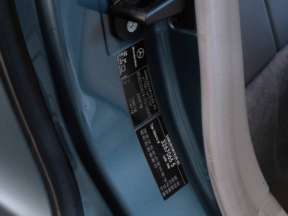 Bild 30/38 von Mercedes-Benz SL 55 AMG (2002)