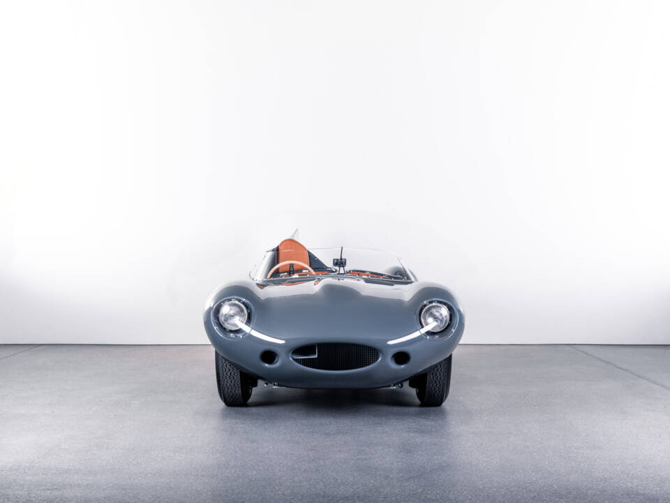 Image 3/21 de Jaguar Type D (1956)