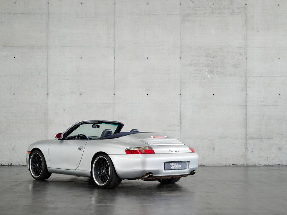 Afbeelding 18/50 van Porsche 911 Carrera (2000)