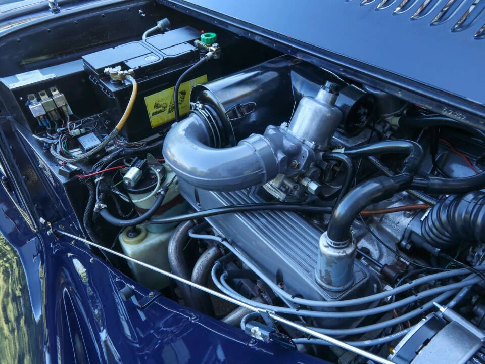 Image 4/50 of Morgan Plus 8 (1982)