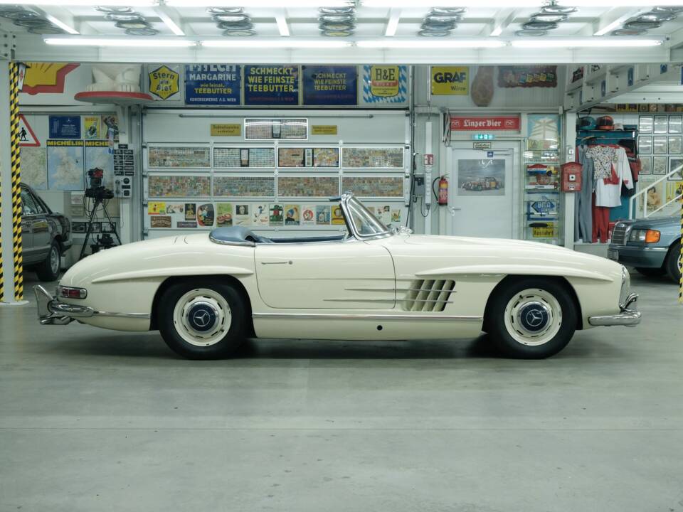 Bild 26/50 von Mercedes-Benz 300 SL Roadster (1959)