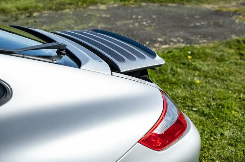 Afbeelding 16/50 van Porsche 911 Carrera 4S (2006)