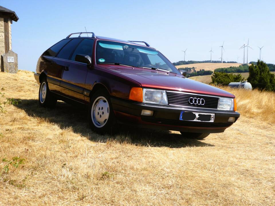 Bild 2/29 von Audi 100 Avant - 2.3 E (1990)