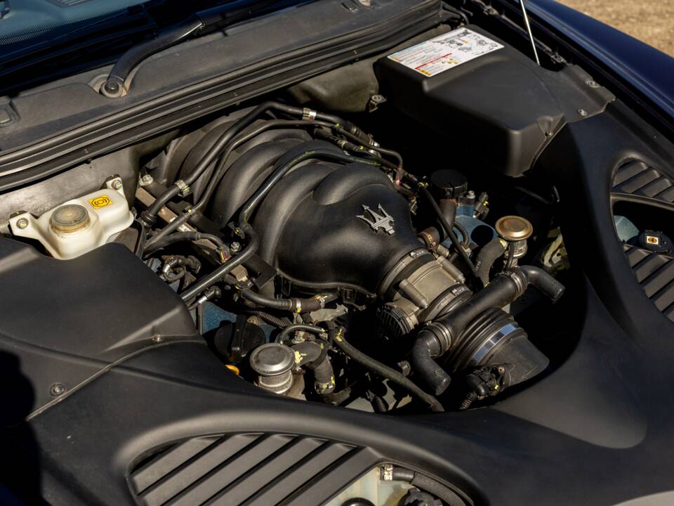 Bild 13/50 von Maserati Quattroporte 4.2 (2007)