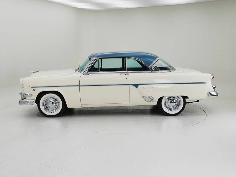 Imagen 15/15 de Ford Crestline Victoria (1954)