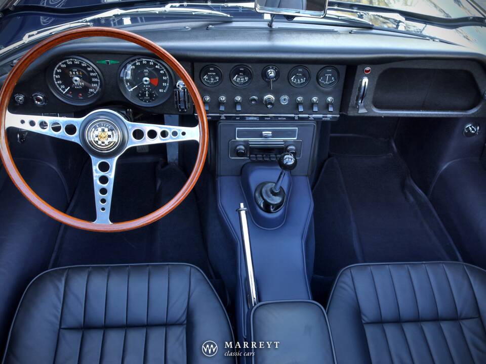 Image 52/80 de Jaguar Type E 4.2 (1966)
