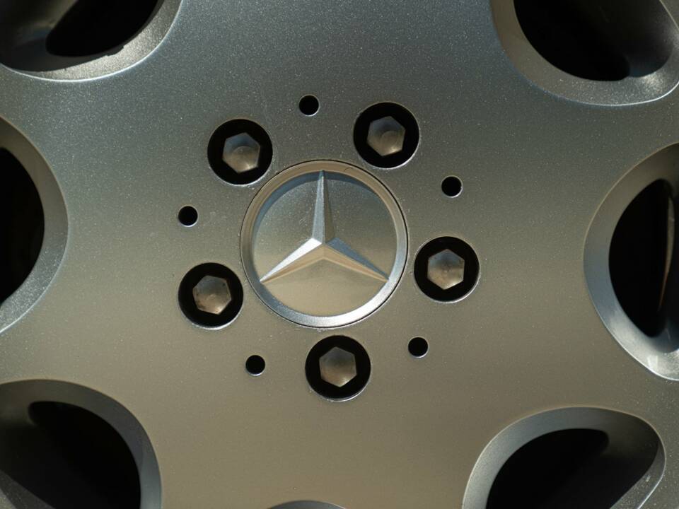 Bild 37/50 von Mercedes-Benz 200 CE (1997)