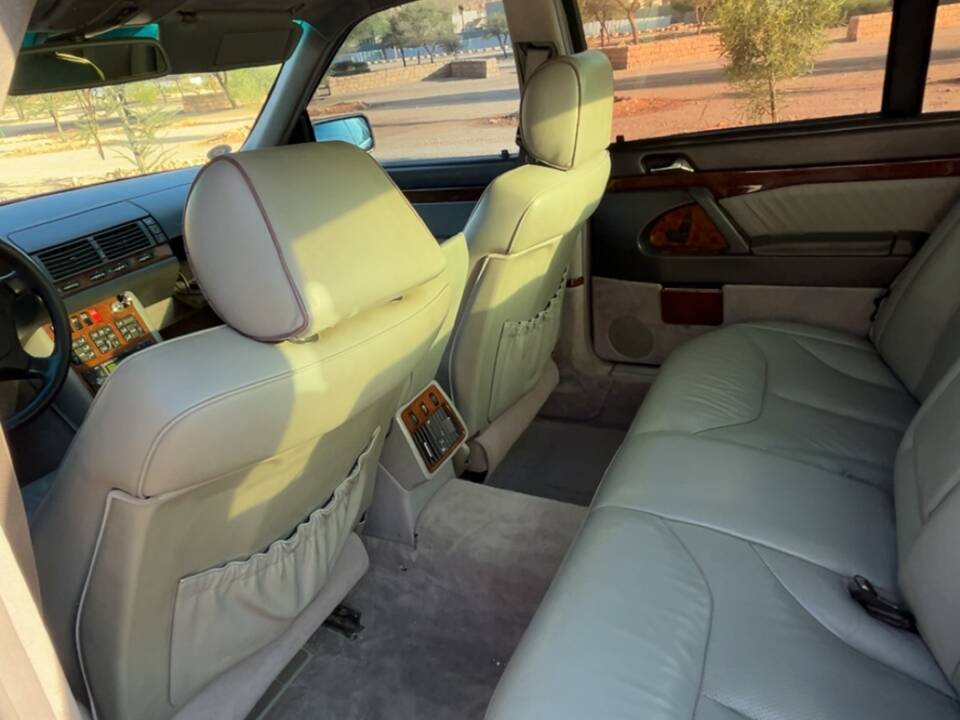 Image 62/80 de Mercedes-Benz 600 SEL (1993)