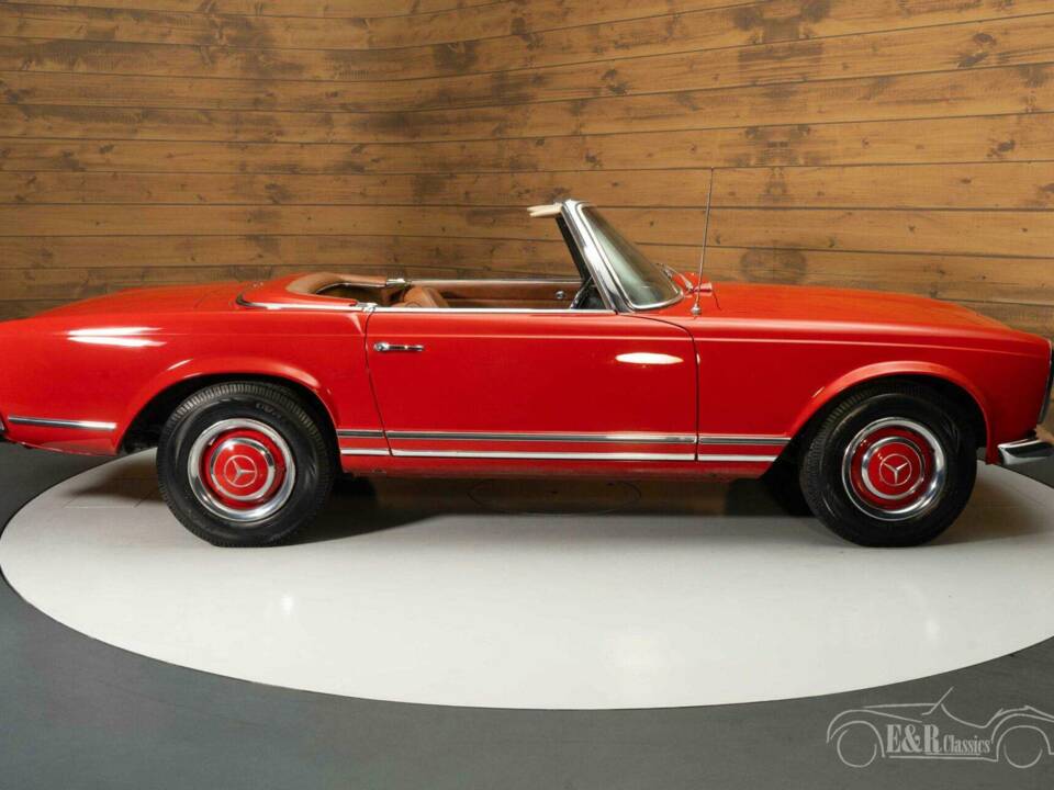 Immagine 8/19 di Mercedes-Benz 230 SL (1967)