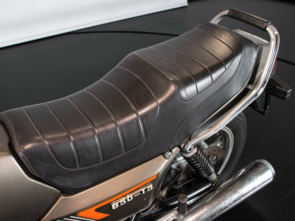 Immagine 26/50 di Moto Guzzi DUMMY (1984)