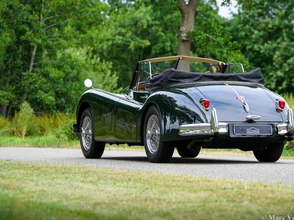 Afbeelding 52/59 van Jaguar XK 140 SE DHC (1955)