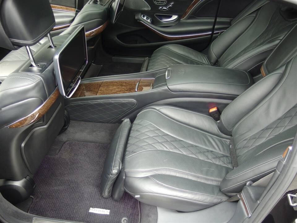 Bild 60/99 von Mercedes-Benz Maybach S 500 (2015)