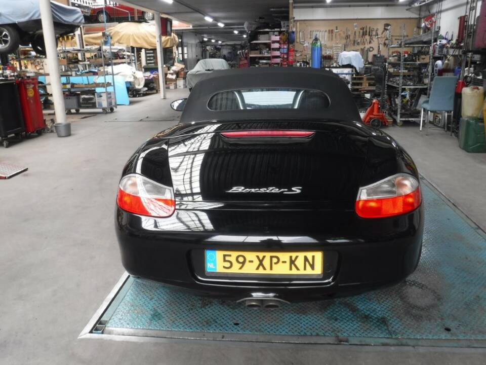 Immagine 5/50 di Porsche Boxster (2000)