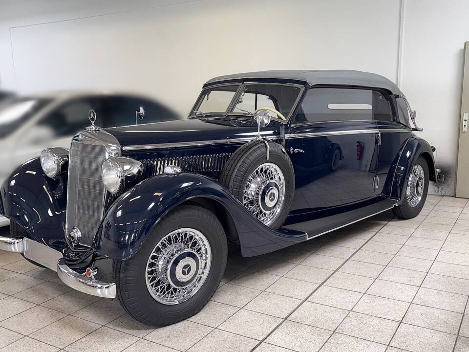 Bild 1/9 von Mercedes-Benz 320 Cabriolet B (1939)