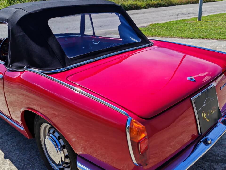 Image 19/40 of Innocenti 950 Spider (1963)