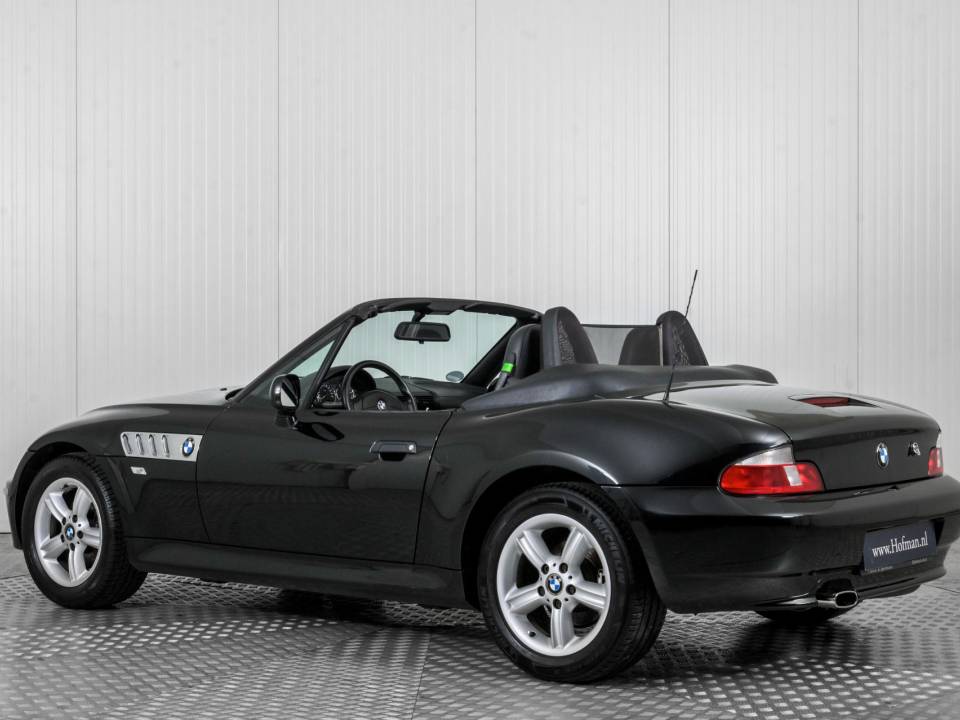 Bild 8/50 von BMW Z3 1.8 (2001)