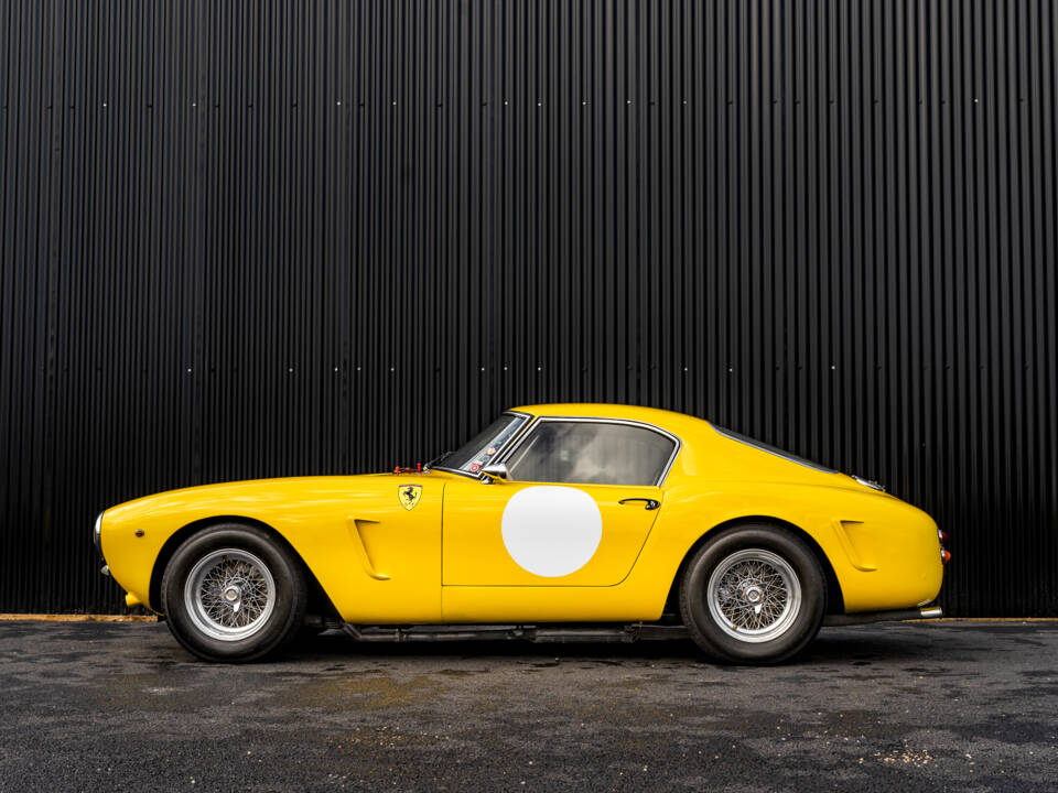 Image 3/68 de Ferrari 250 GT SWB Berlinetta (1960)