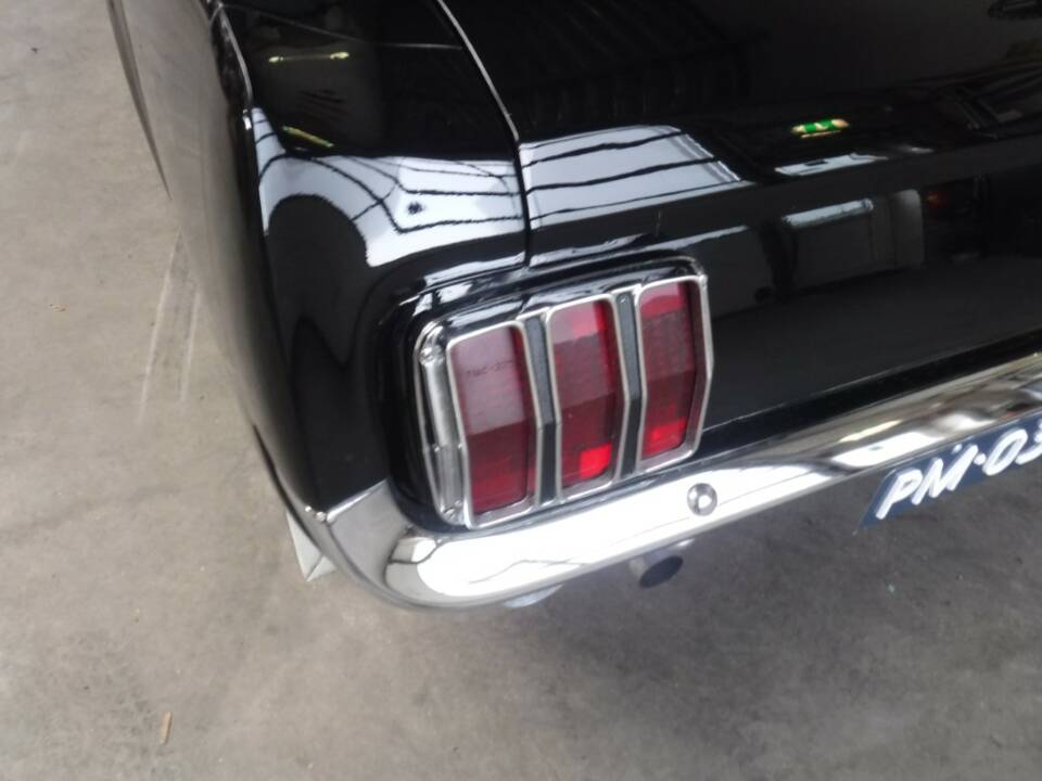 Image 32/50 of Ford Mustang 289 (1965)