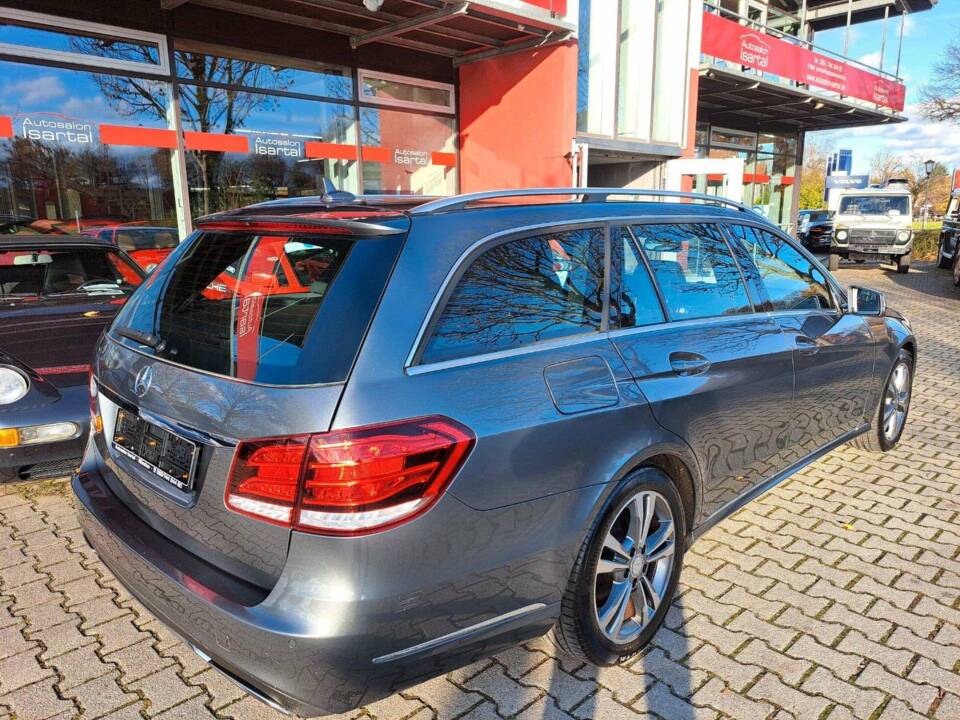 Afbeelding 12/32 van Mercedes-Benz E 220 BlueTEC (2016)